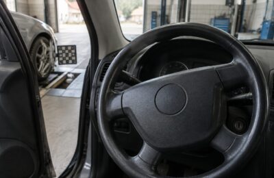 Ce trebuie controlat înainte de resetarea senzorului de direcție